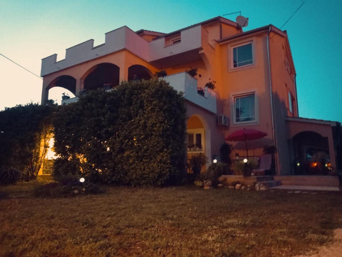 Apartmani Joja بيوغْغاد نا موغو المظهر الخارجي الصورة