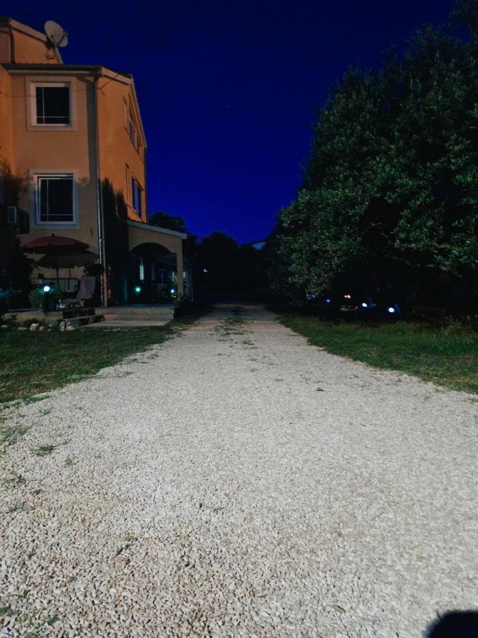 Apartmani Joja بيوغْغاد نا موغو المظهر الخارجي الصورة